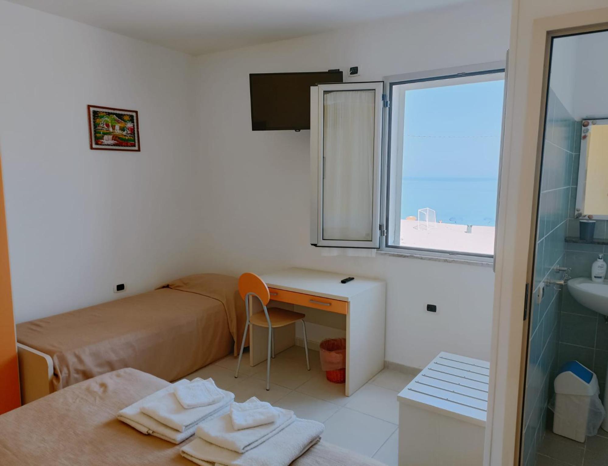B&B Donna Nina Gioia Tauro Kültér fotó